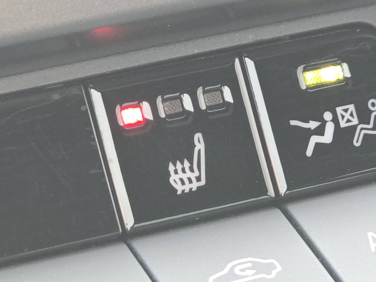 Used 2025 Toyota Camry XSE image 9