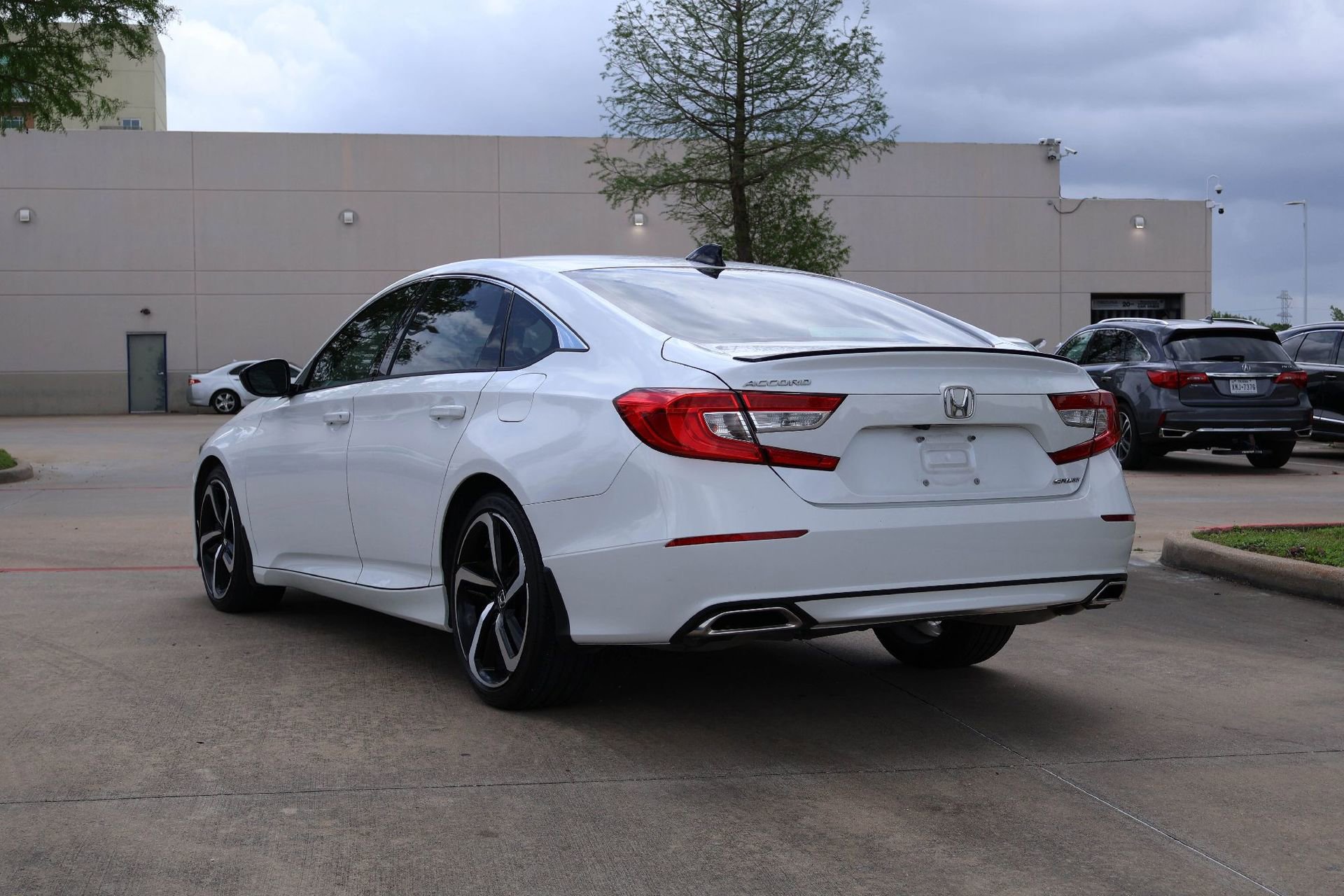 Used 2021 Honda Accord Sport image 4