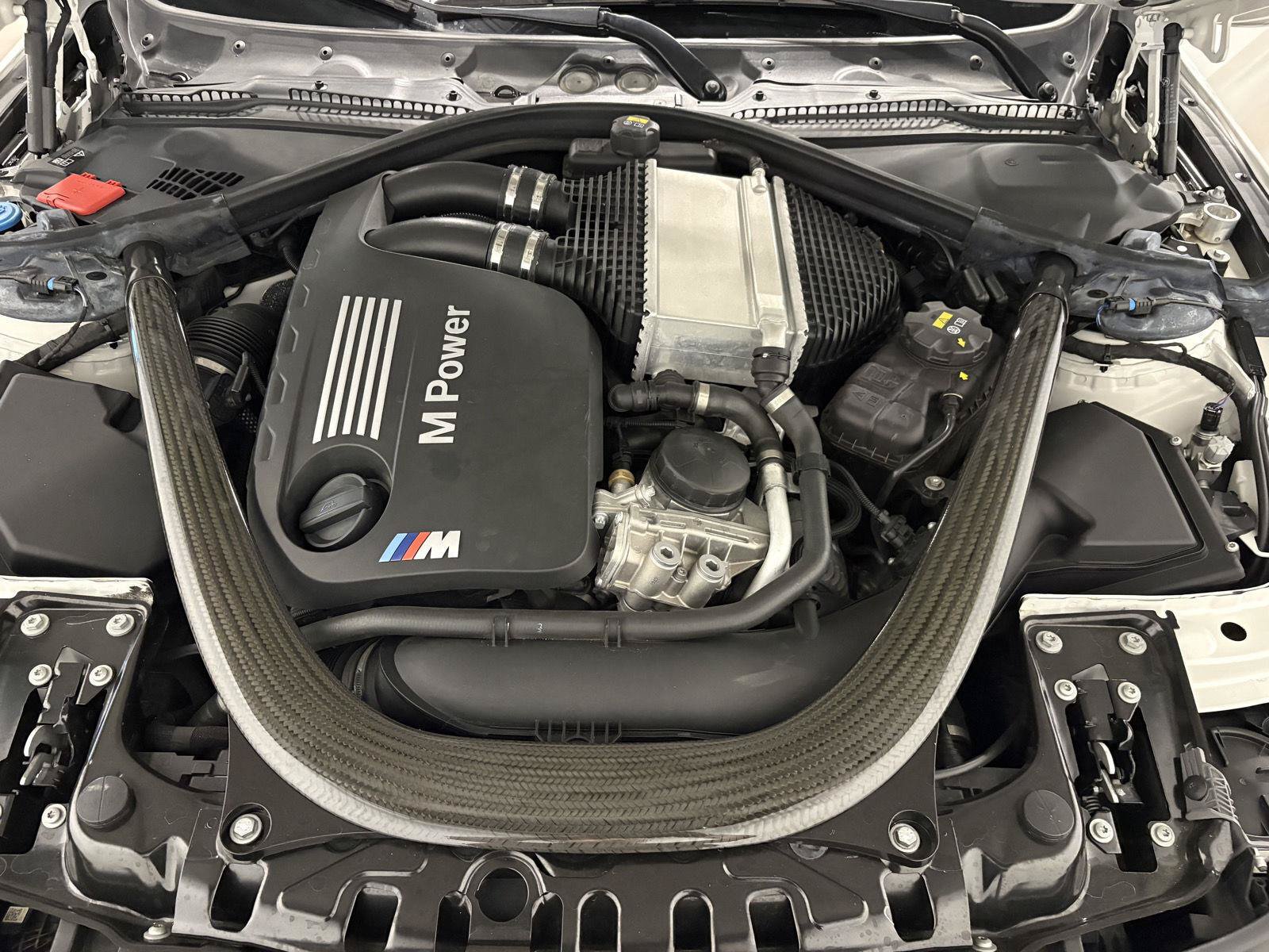 Used 2017 BMW M4 Convertible RWD image 56