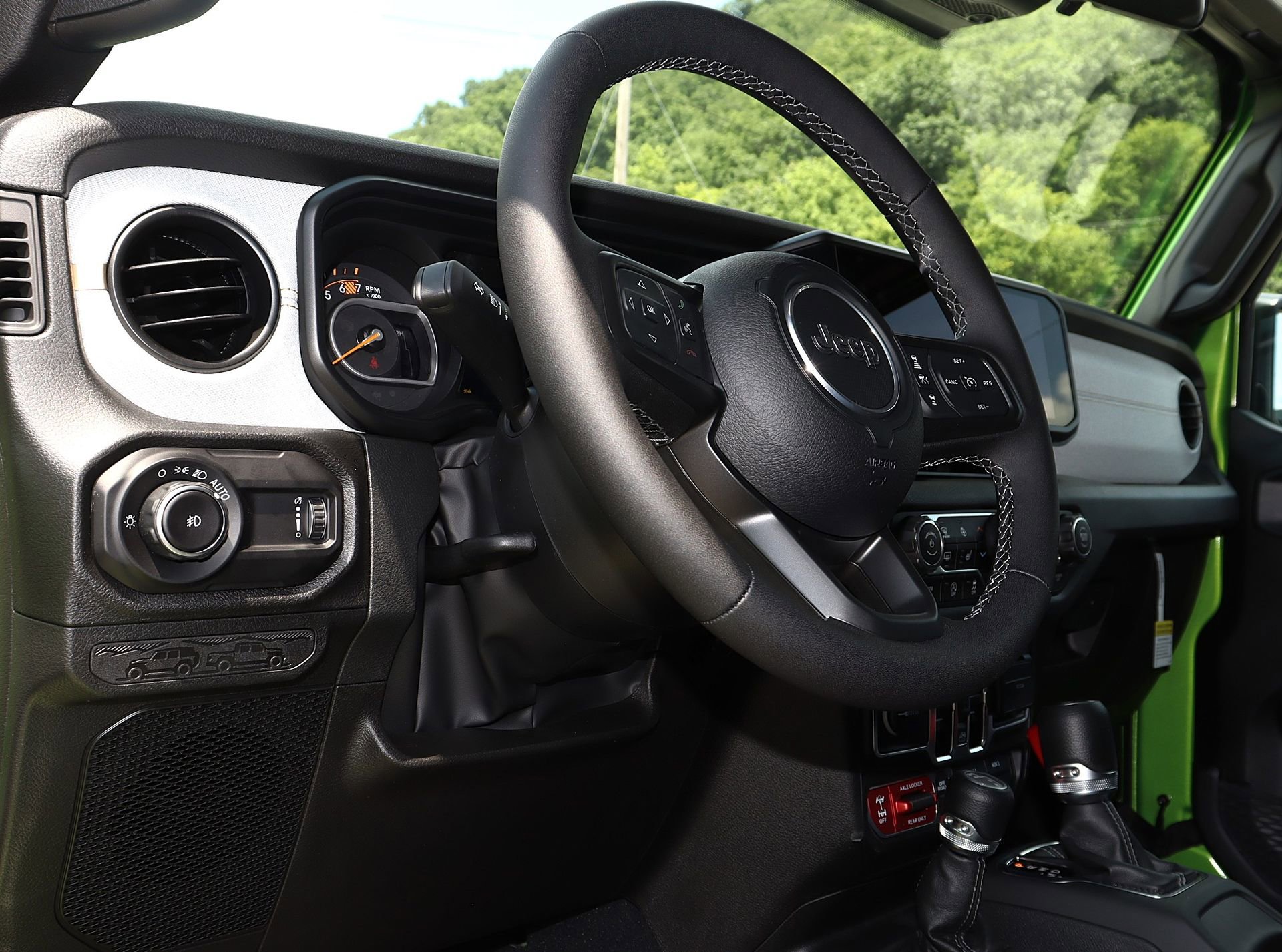 New 2025 Jeep Wrangler Unlimited Sport image 13