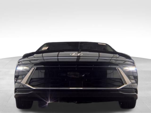 Used 2025 Hyundai Sonata SEL FWD image 3