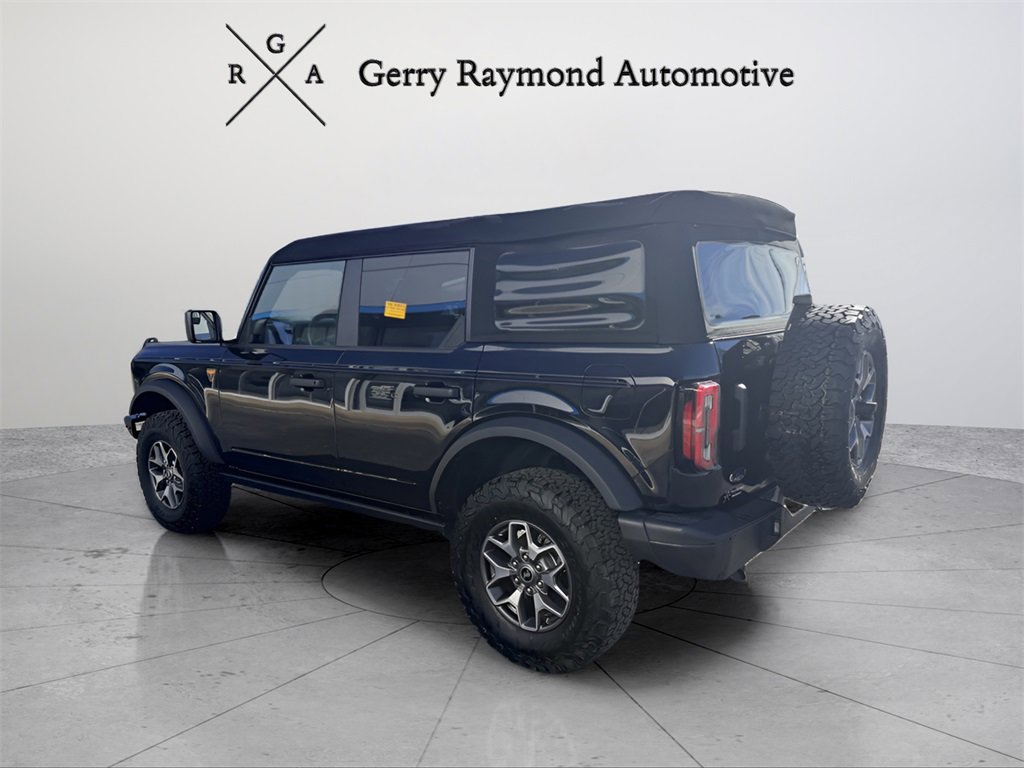 Used 2024 Ford Bronco Badlands image 4