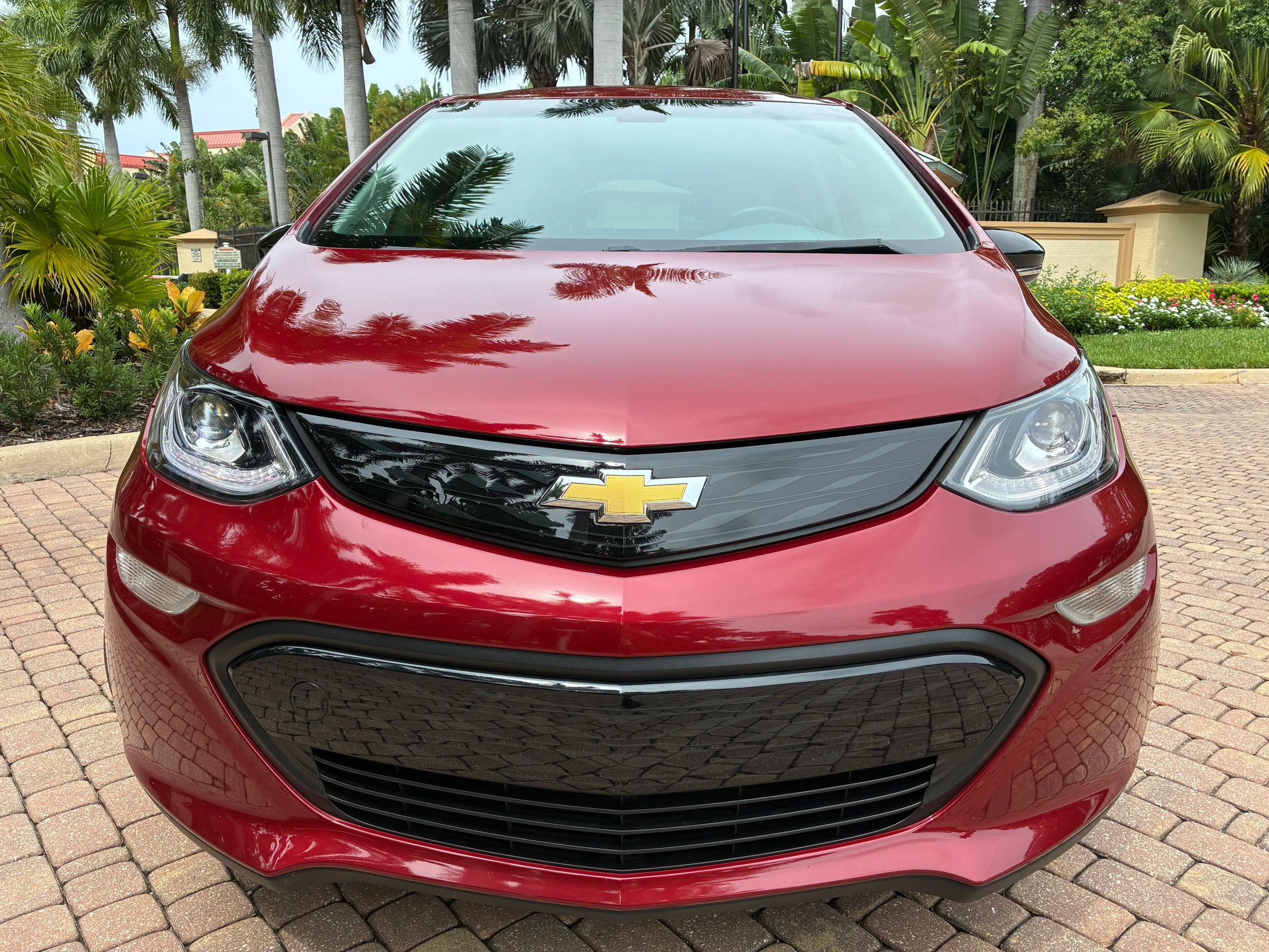 Used 2017 Chevrolet Bolt LT FWD image 7
