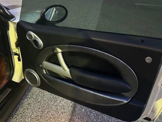 Used 2005 MINI Cooper S image 12