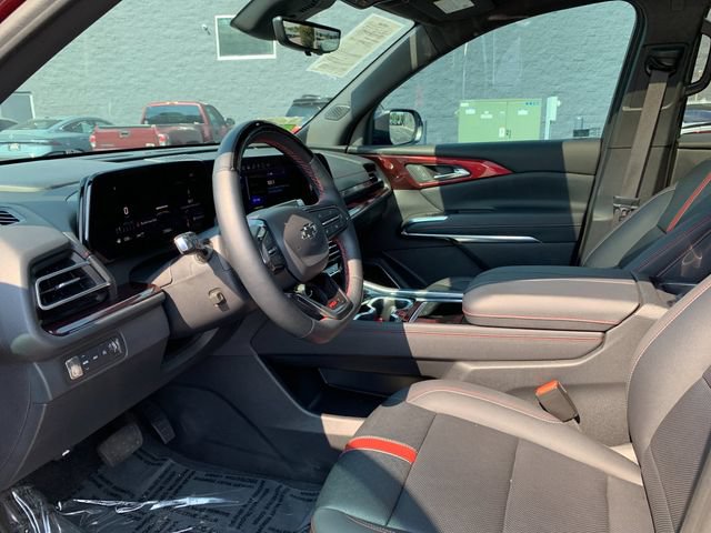 Used 2024 Chevrolet Traverse RS w/ LPO, Floor Liner Package AWD/4WD image 10