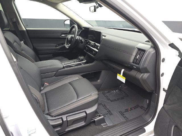 New 2026 Nissan Pathfinder SL w/ SL Premium Package FWD image 20
