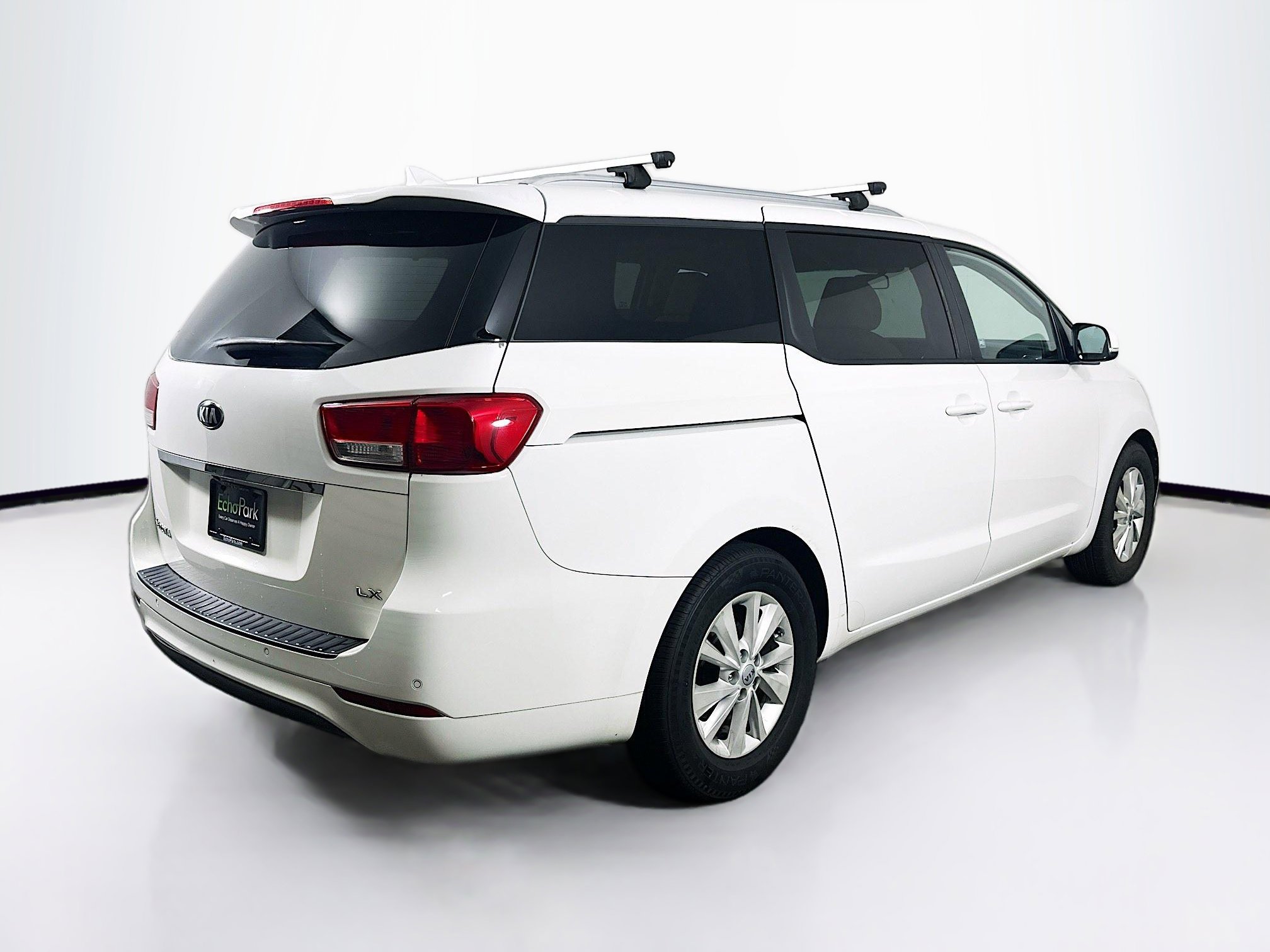 Used 2016 Kia Sedona LX w/ LX Convenience Package image 9