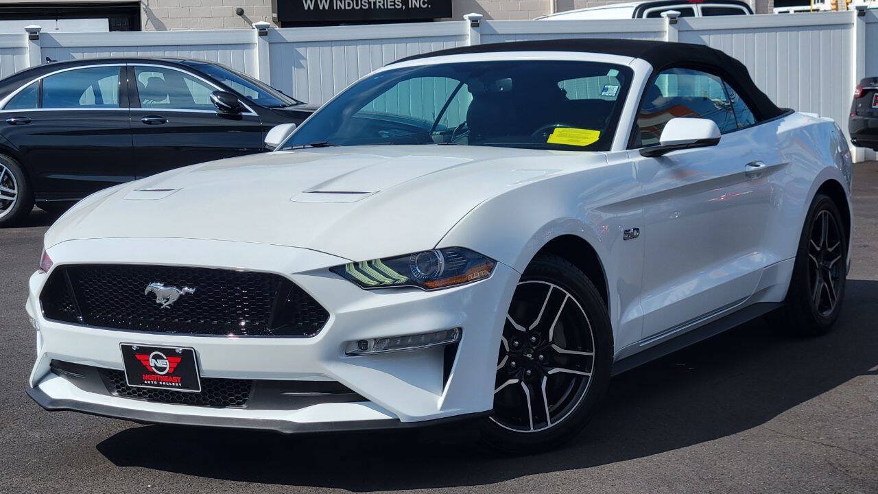 Used 2019 Ford Mustang GT Premium w/ Equipment Group 401A RWD image 3