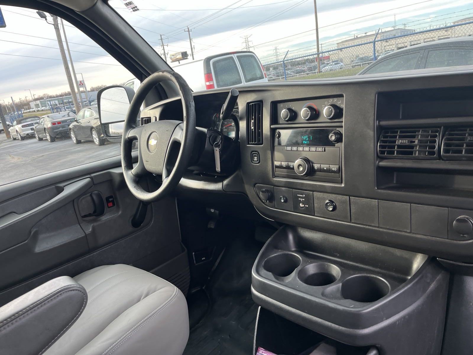 Used 2013 Chevrolet Express 2500 image 11