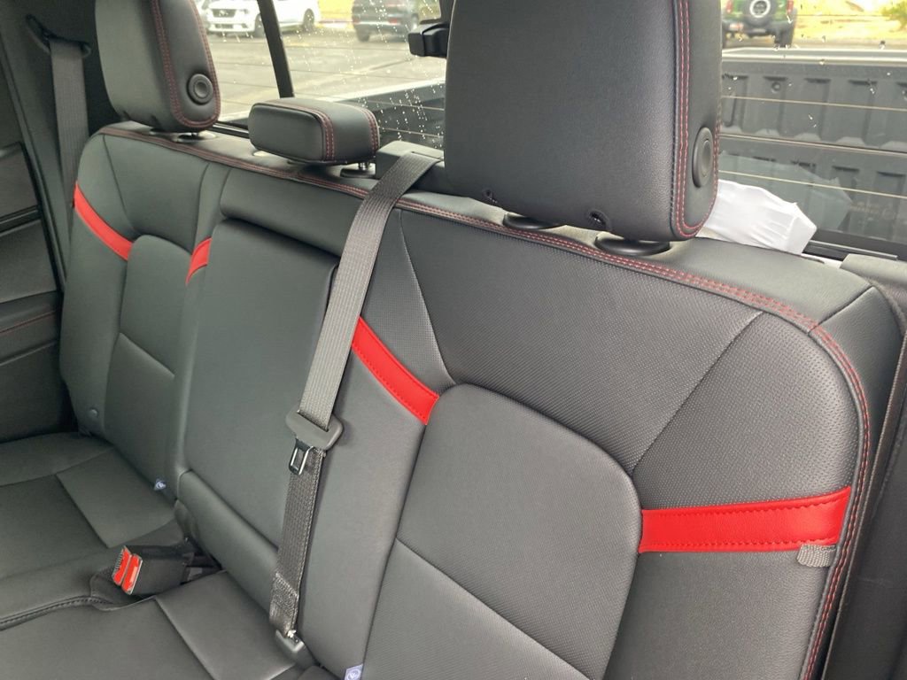 New 2025 Chevrolet Colorado Z71 w/ Technology Package image 26