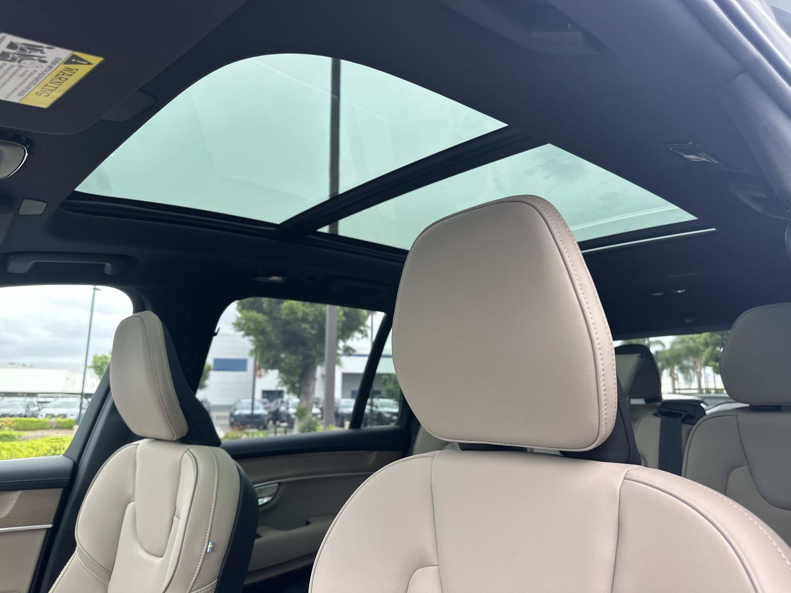 New 2026 Volvo XC90 T8 Plus AWD/4WD image 26