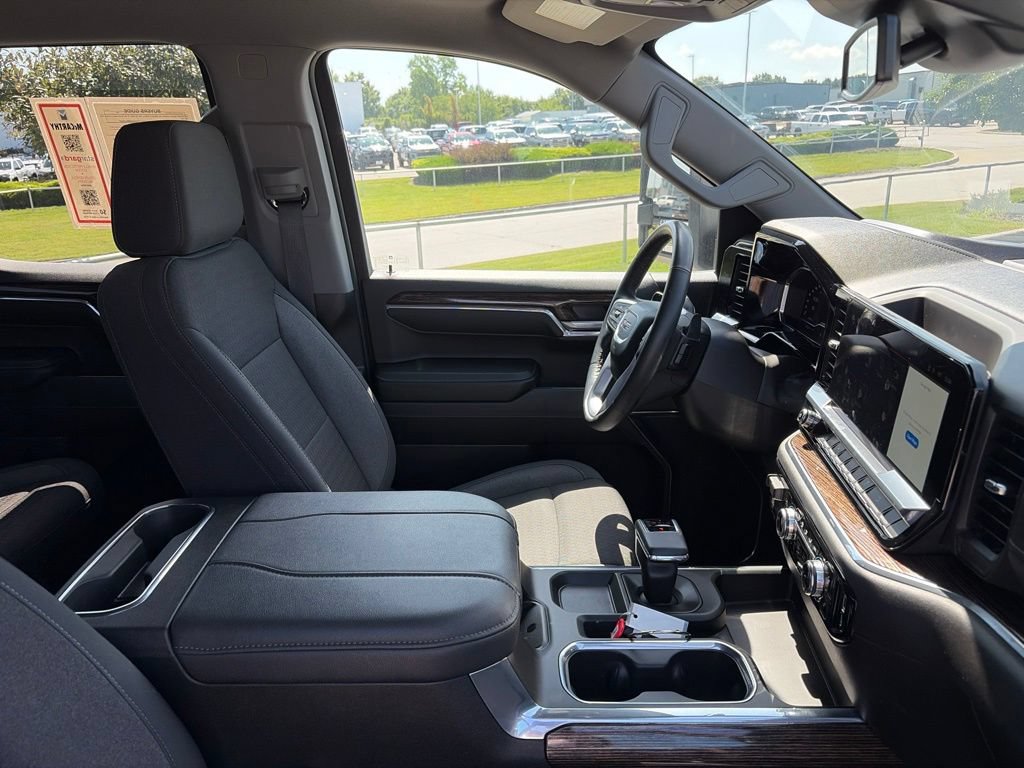Used 2024 GMC Sierra 1500 Elevation w/ X31 Off-Road Package AWD/4WD image 29