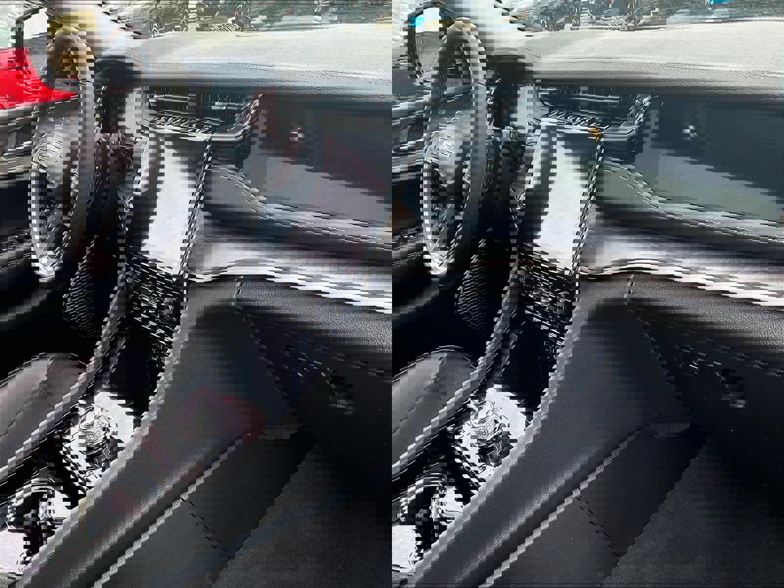 Used 2023 Jeep Grand Cherokee 4WD 4xe image 14