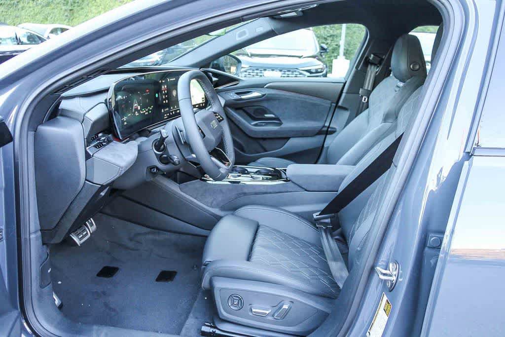 New 2025 Audi S6 e-tron Premium Plus AWD/4WD image 19