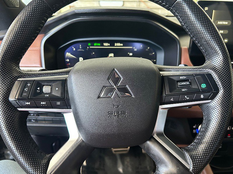 Used 2025 Mitsubishi Outlander SEL FWD image 24