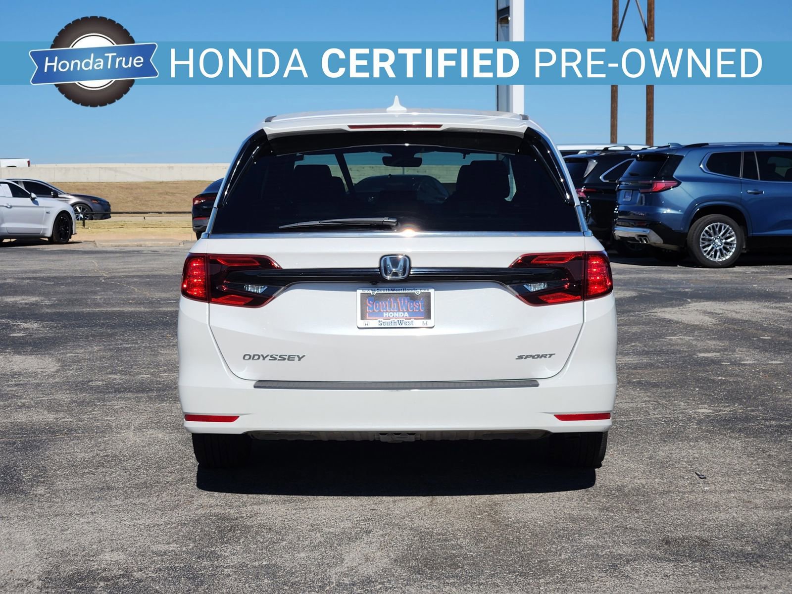 Certified 2024 Honda Odyssey Sport image 8