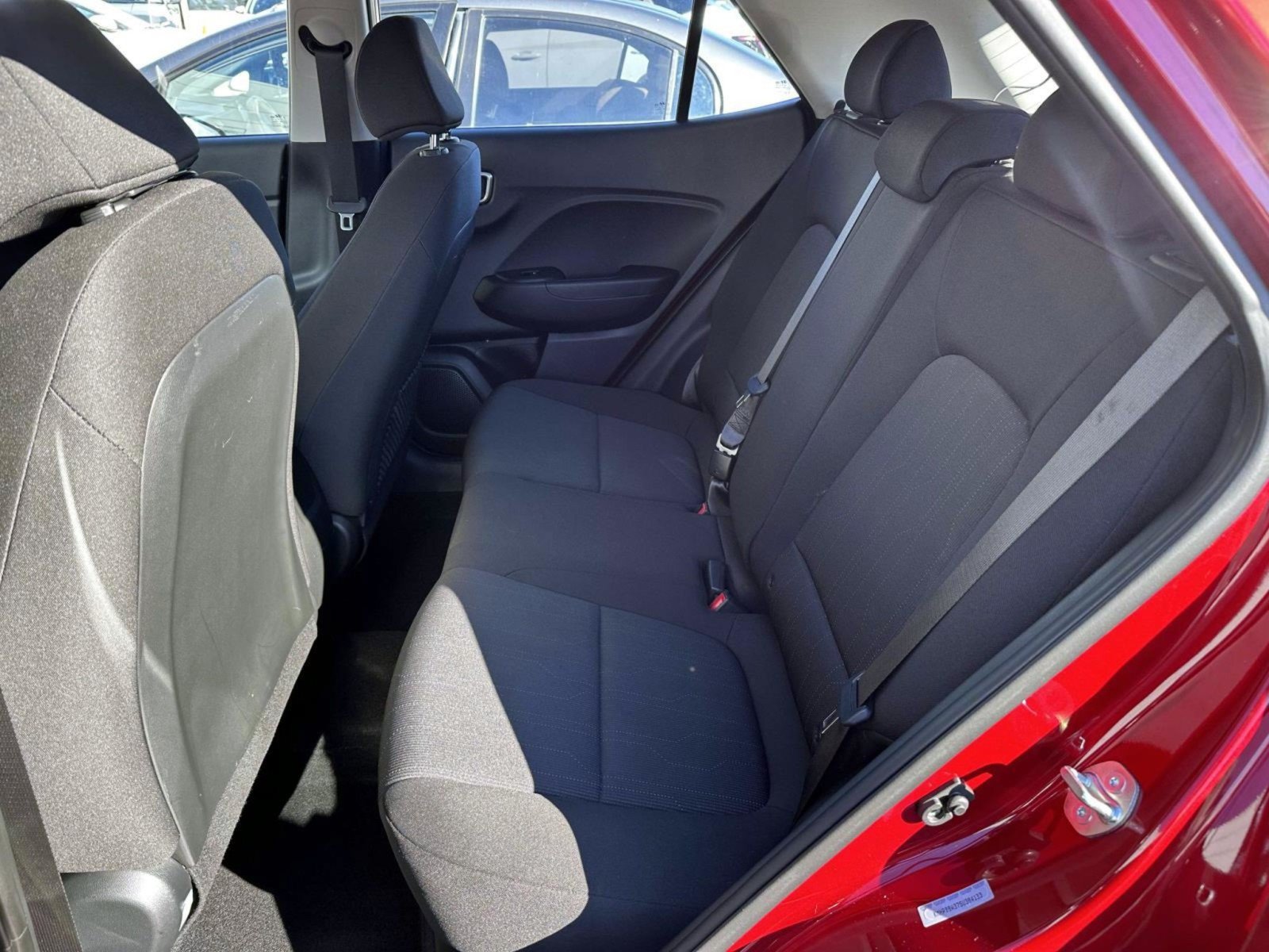 Used 2025 Hyundai Venue SE FWD image 12