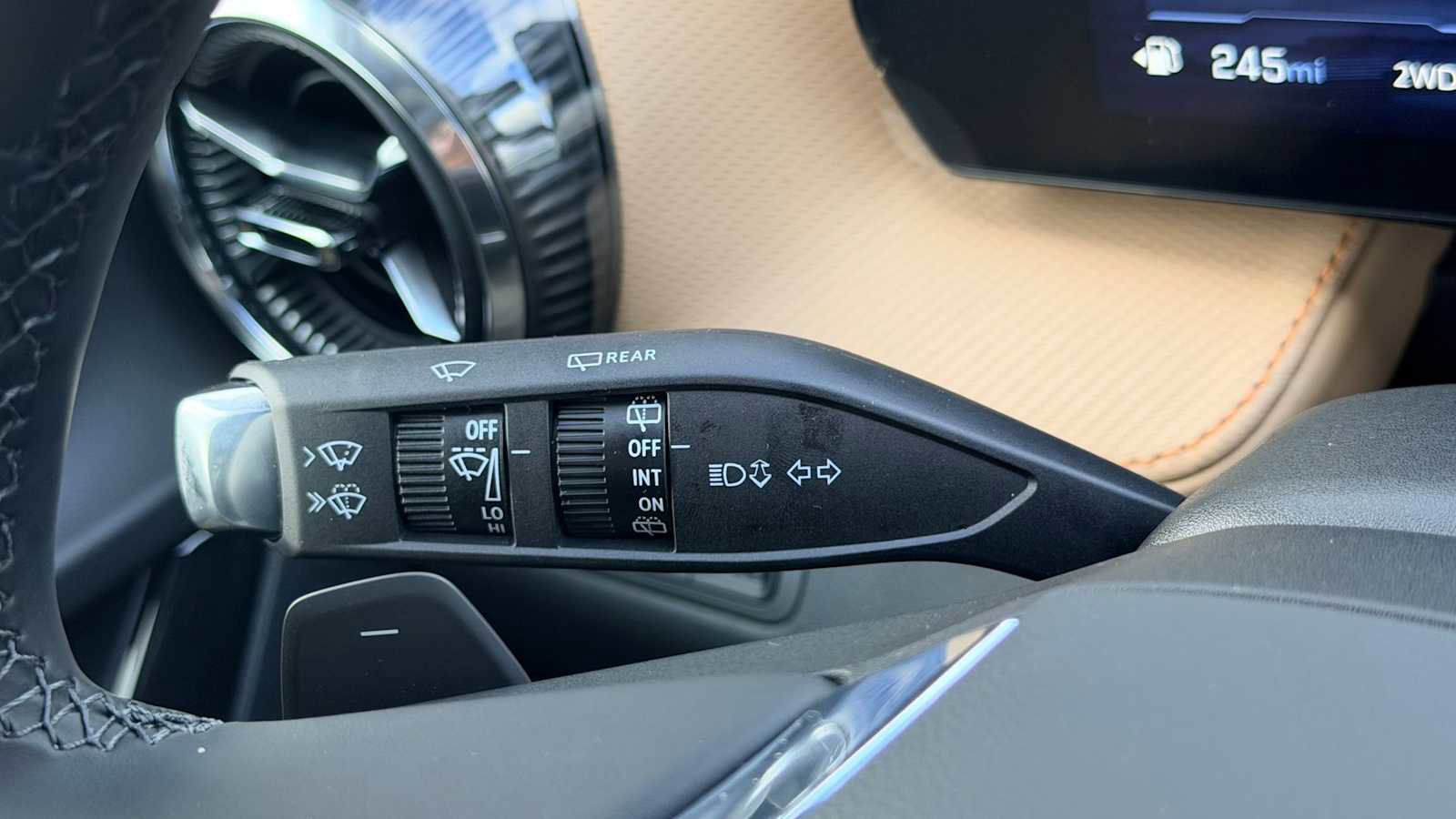 New 2026 Chevrolet Equinox ACTIV w/ Convenience Package III image 28