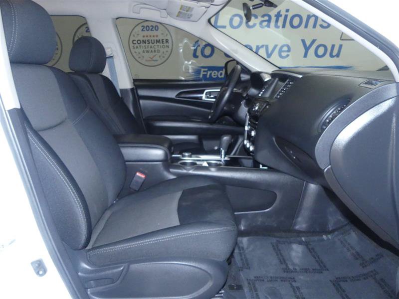 Used 2018 Nissan Pathfinder S AWD/4WD image 7