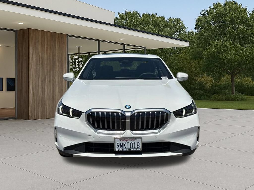 Used 2026 BMW 530i RWD image 4