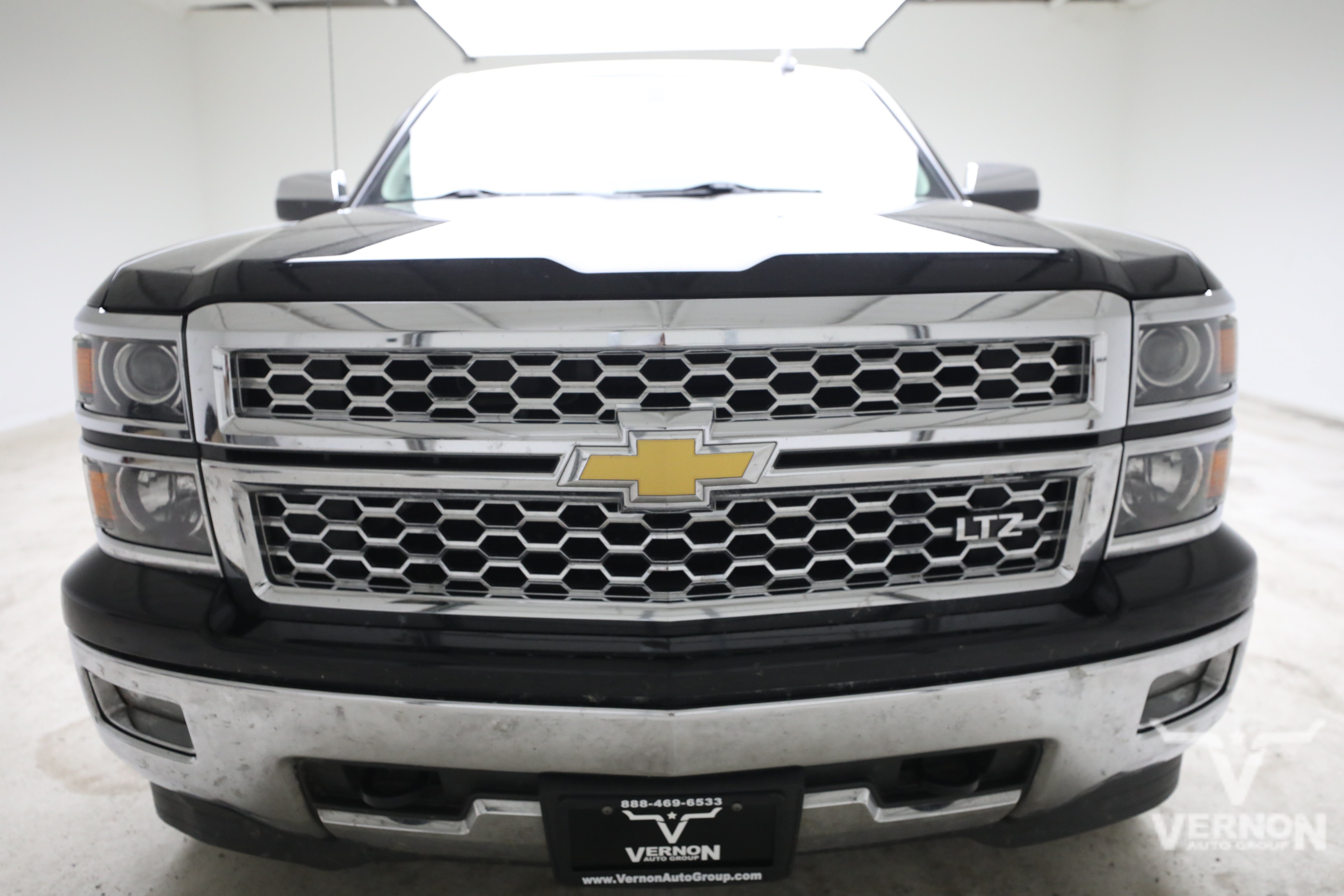 Used 2015 Chevrolet Silverado 1500 LTZ AWD/4WD image 7