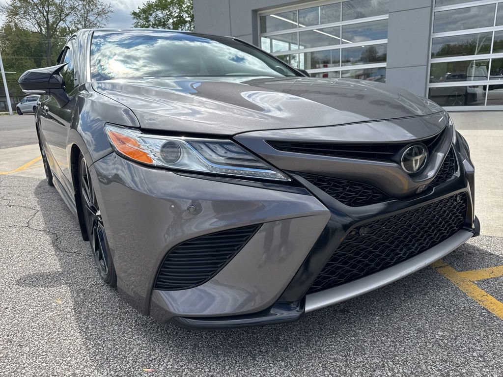 Used 2019 Toyota Camry XSE FWD image 13