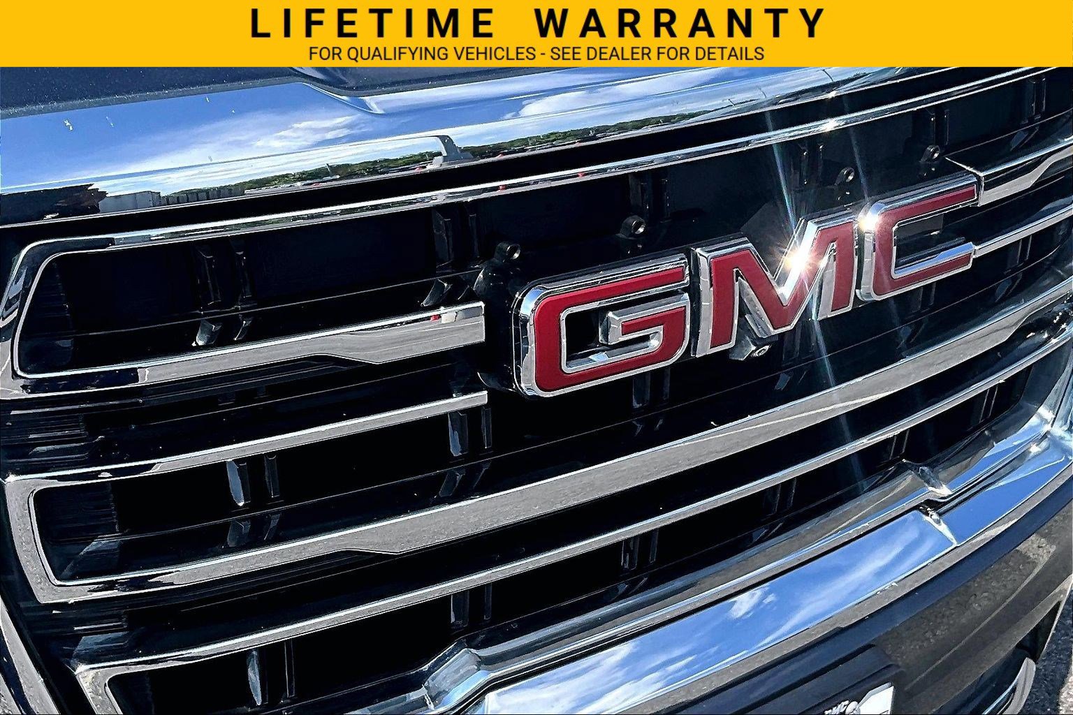Used 2021 GMC Yukon SLT w/ SLT Premium Package AWD/4WD image 32