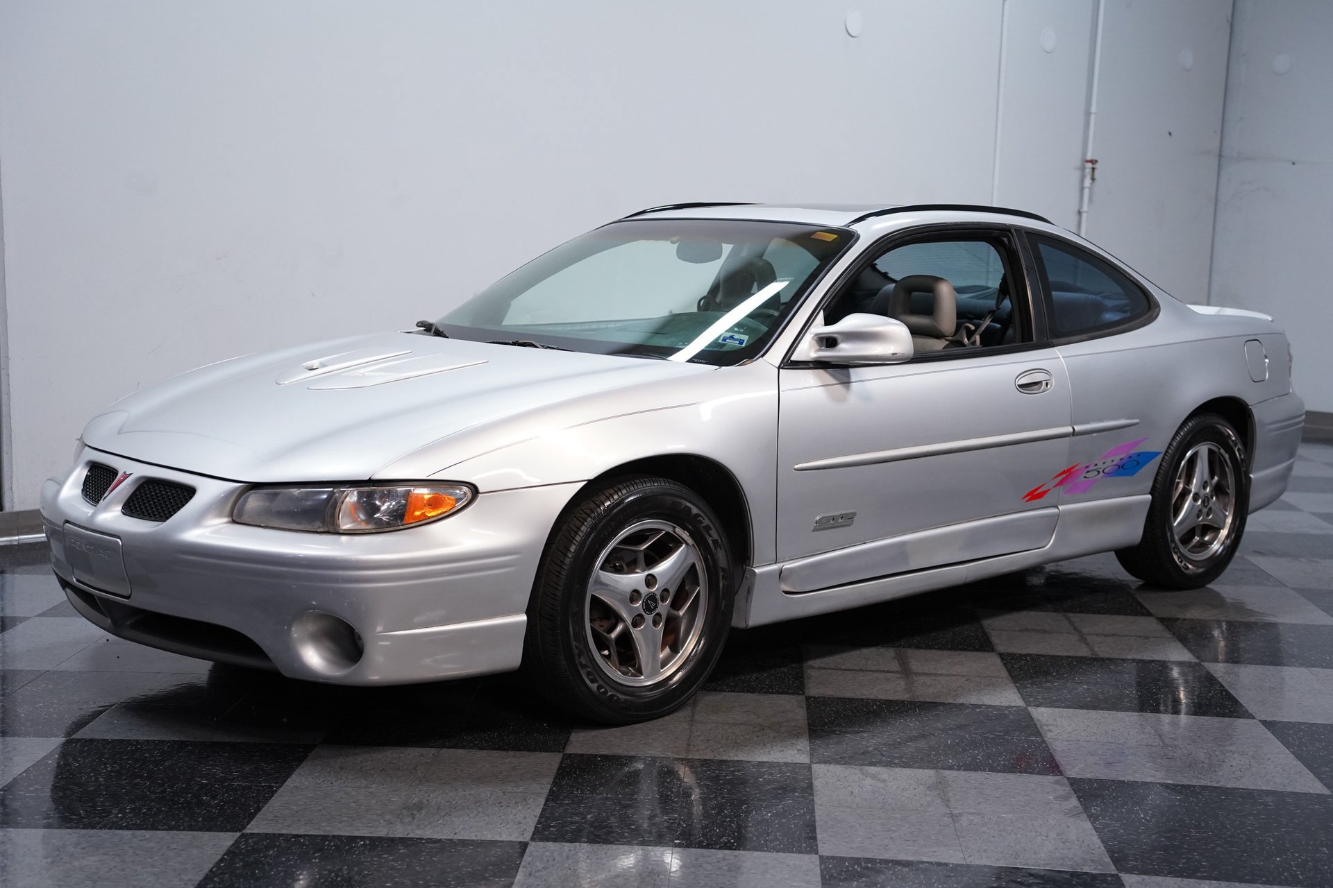 Used 2000 Pontiac Grand Prix GTP w/ Opt Pkg FWD image 6