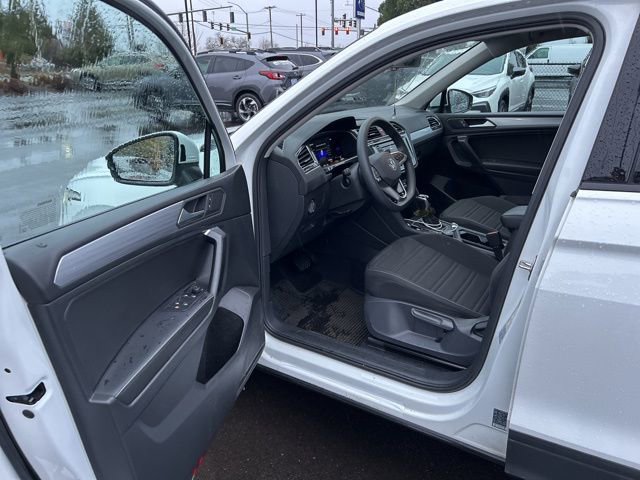 Used 2022 Volkswagen Tiguan S image 12
