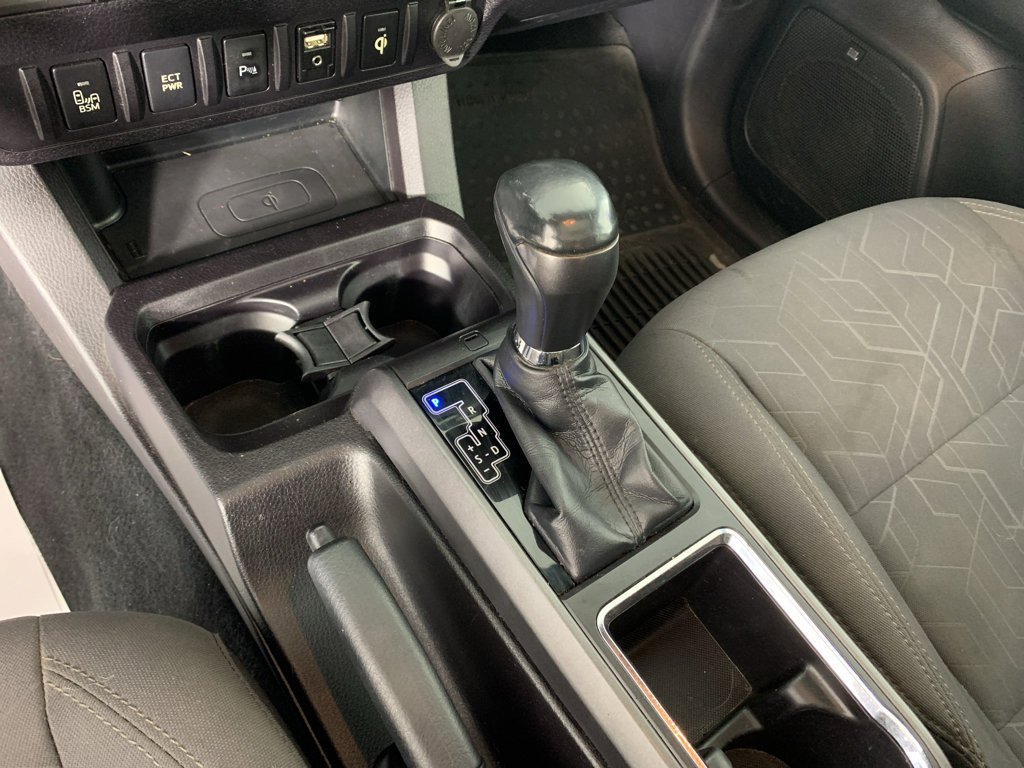 Used 2016 Toyota Tacoma TRD Sport RWD image 25
