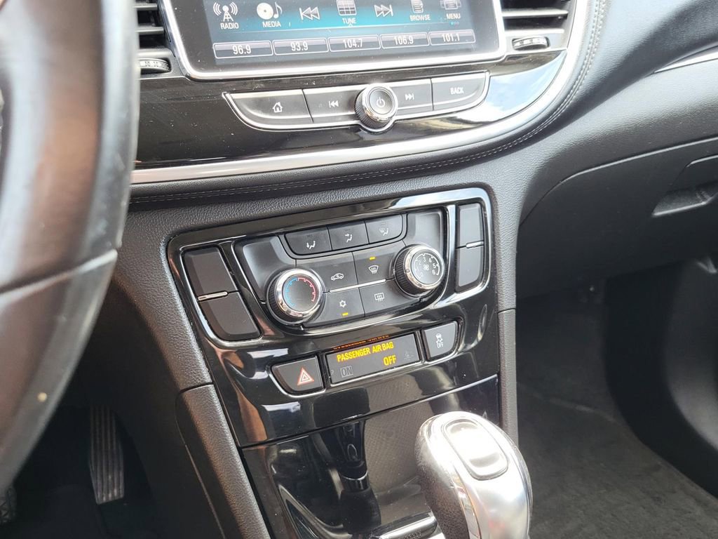Used 2018 Buick Encore Preferred image 28