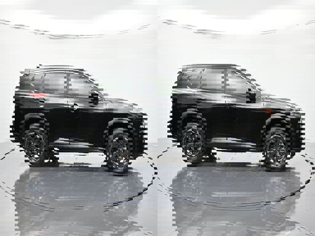 New 2026 Nissan Rogue SV image 4