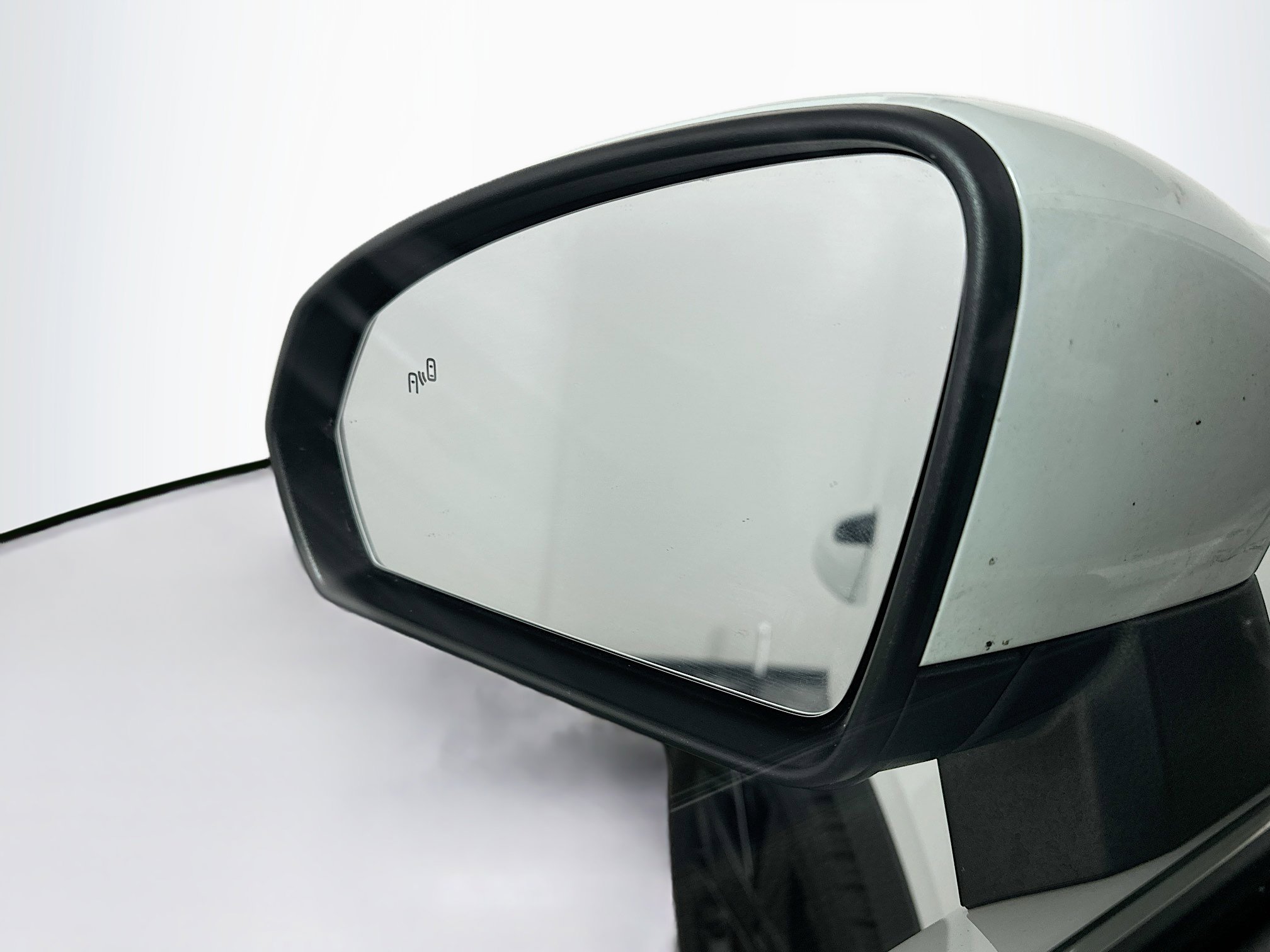 Used 2024 Volkswagen Taos SE image 16