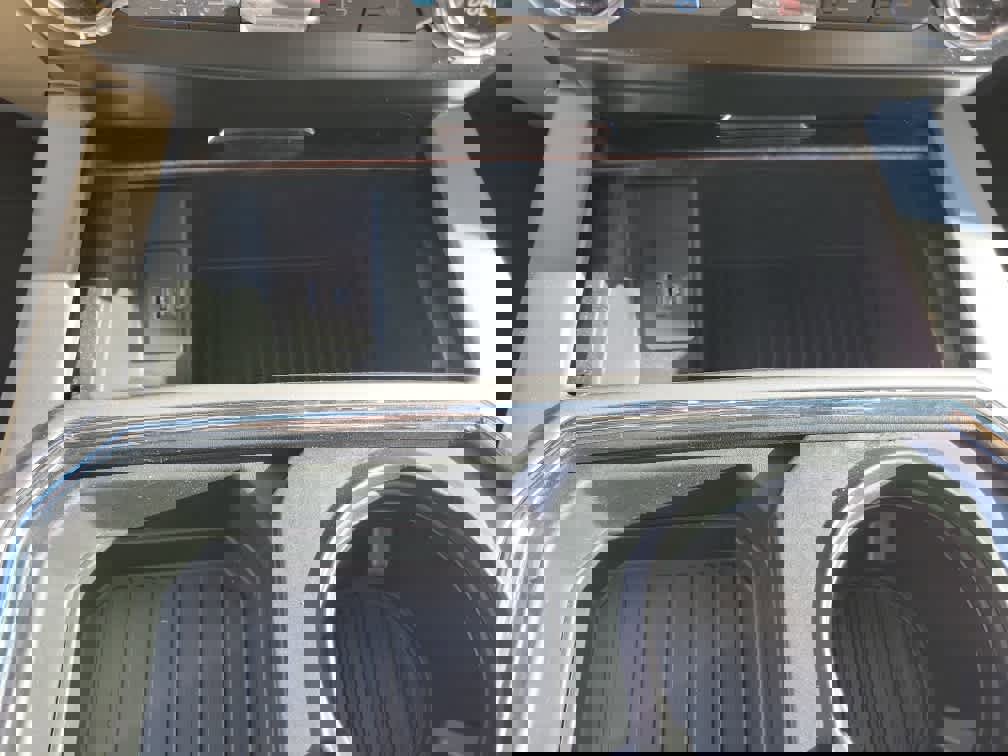 Used 2022 Ford F250 Lariat w/ Chrome Package image 15