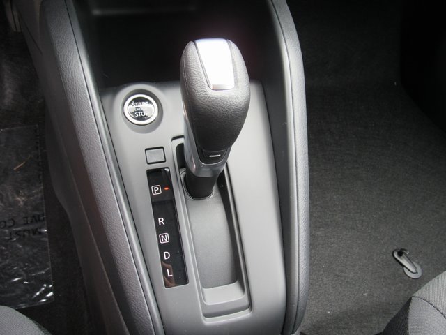 New 2025 Nissan Kicks Play S image 16