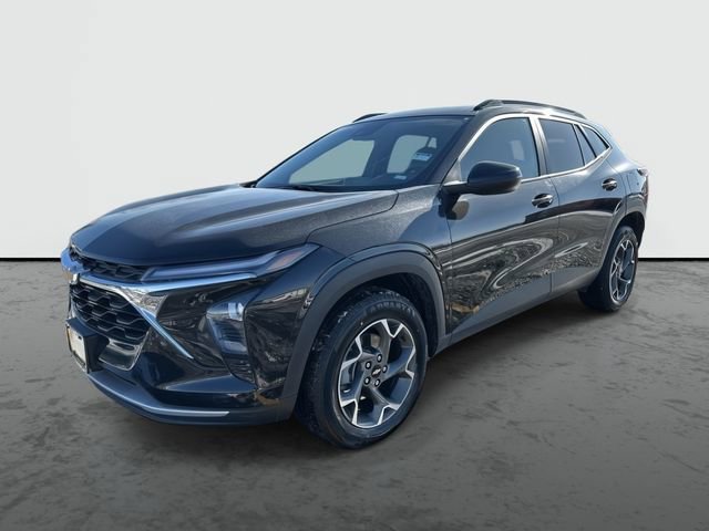 Used 2024 Chevrolet Trax LT image 1