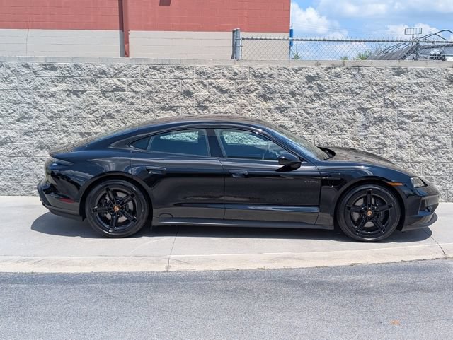 New 2025 Porsche Taycan AWD/4WD image 8