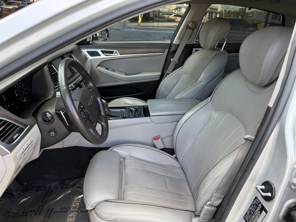 Used 2017 Genesis G80 3.8 w/ Option Group 03 image 13