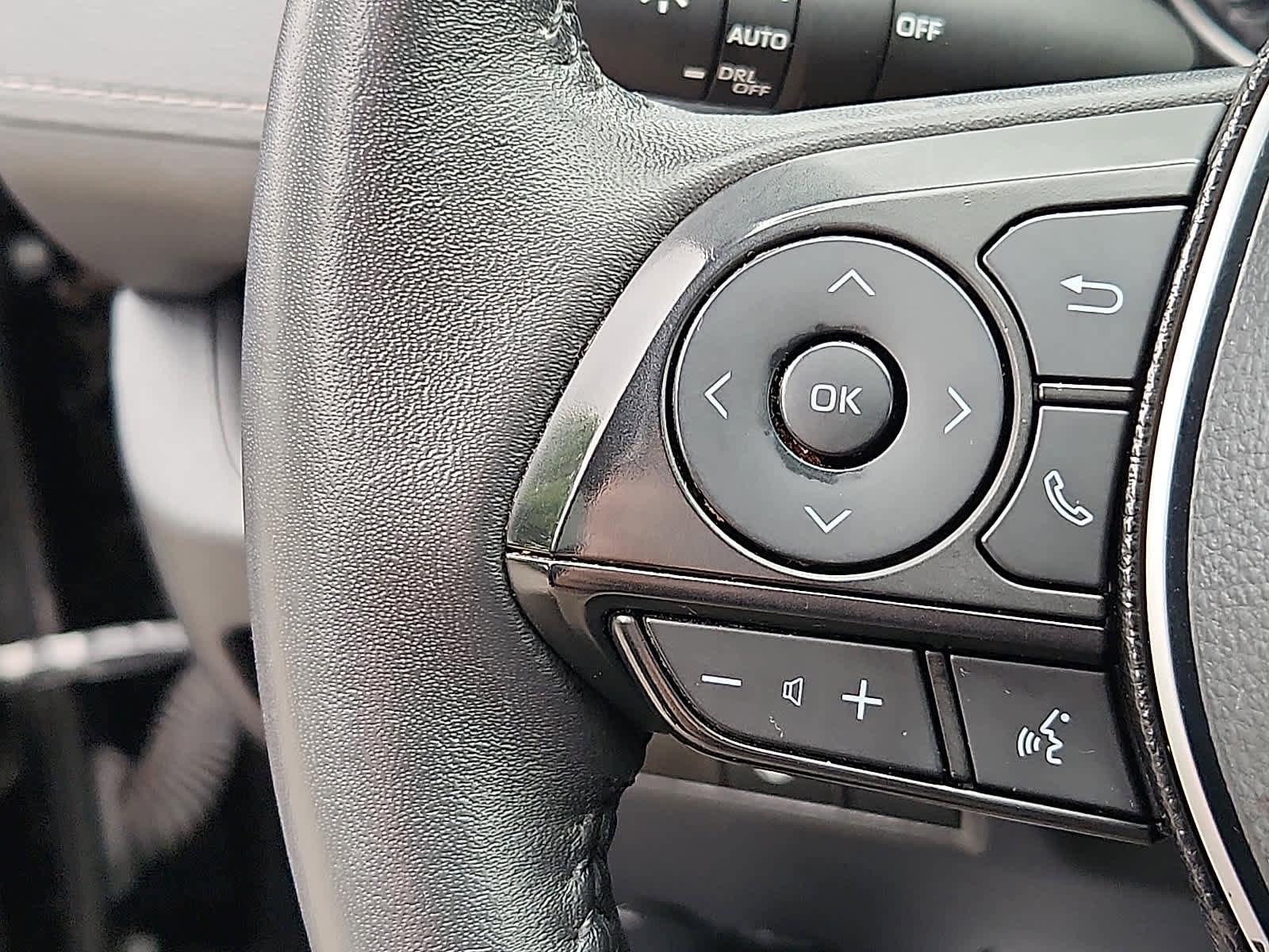 Certified 2021 Toyota RAV4 XLE image 23