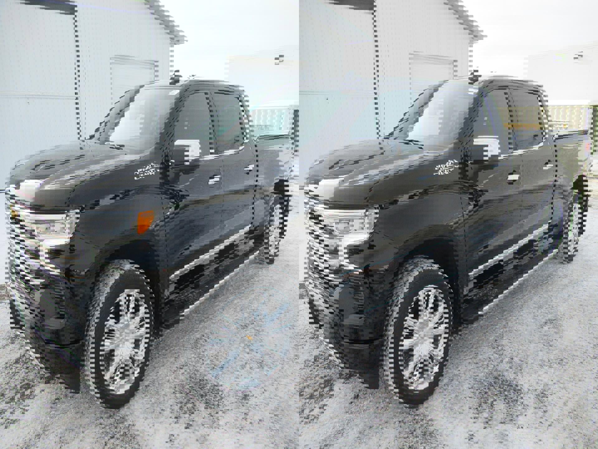 Certified 2022 Chevrolet Silverado 1500 High Country w/ High Country Premium Package image 1