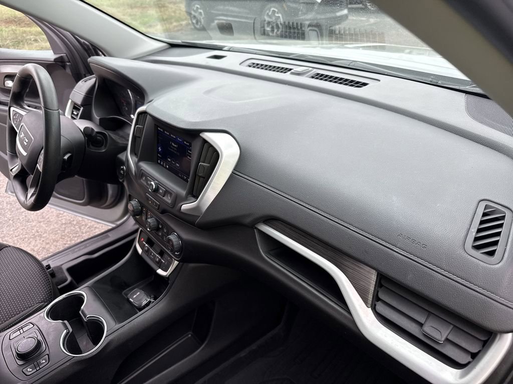 Certified 2024 GMC Terrain SLE w/ Driver Convenience Package image 36
