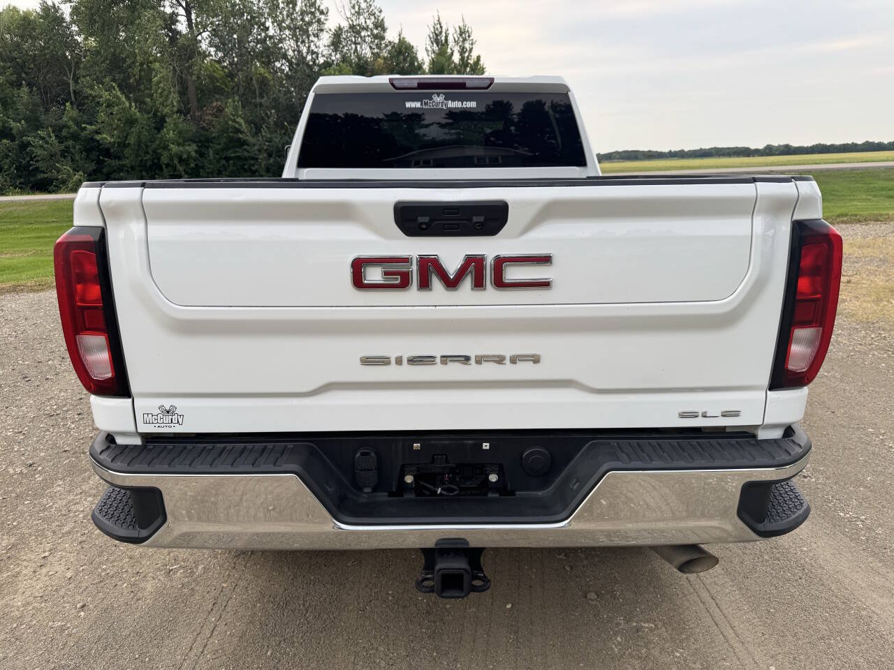 Used 2022 GMC Sierra 2500 SLE w/ X31 Off-Road Package AWD/4WD image 8
