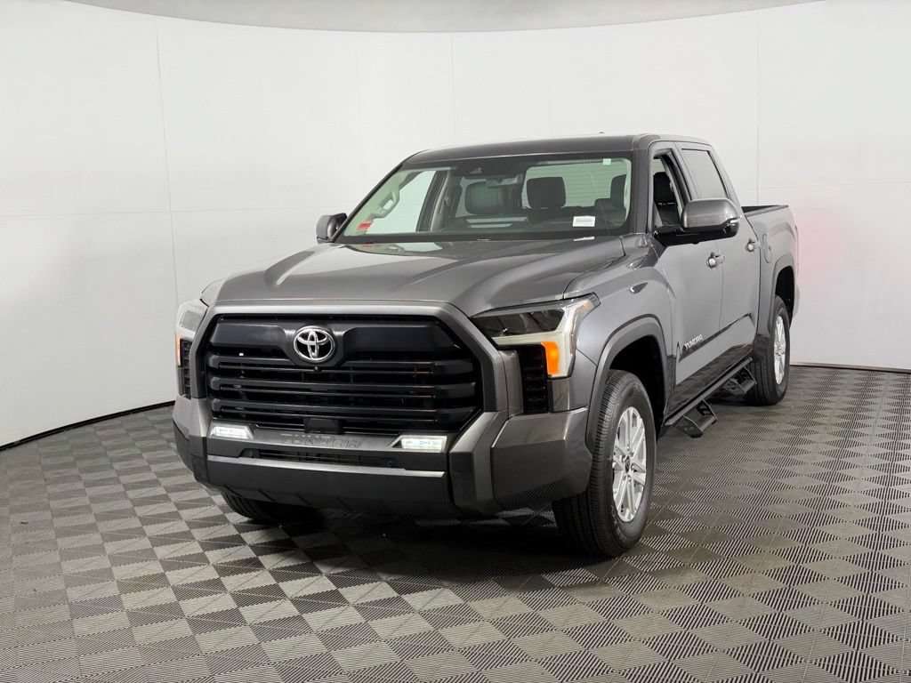 Used 2024 Toyota Tundra SR5 w/ Advanced Technology Package AWD/4WD image 11