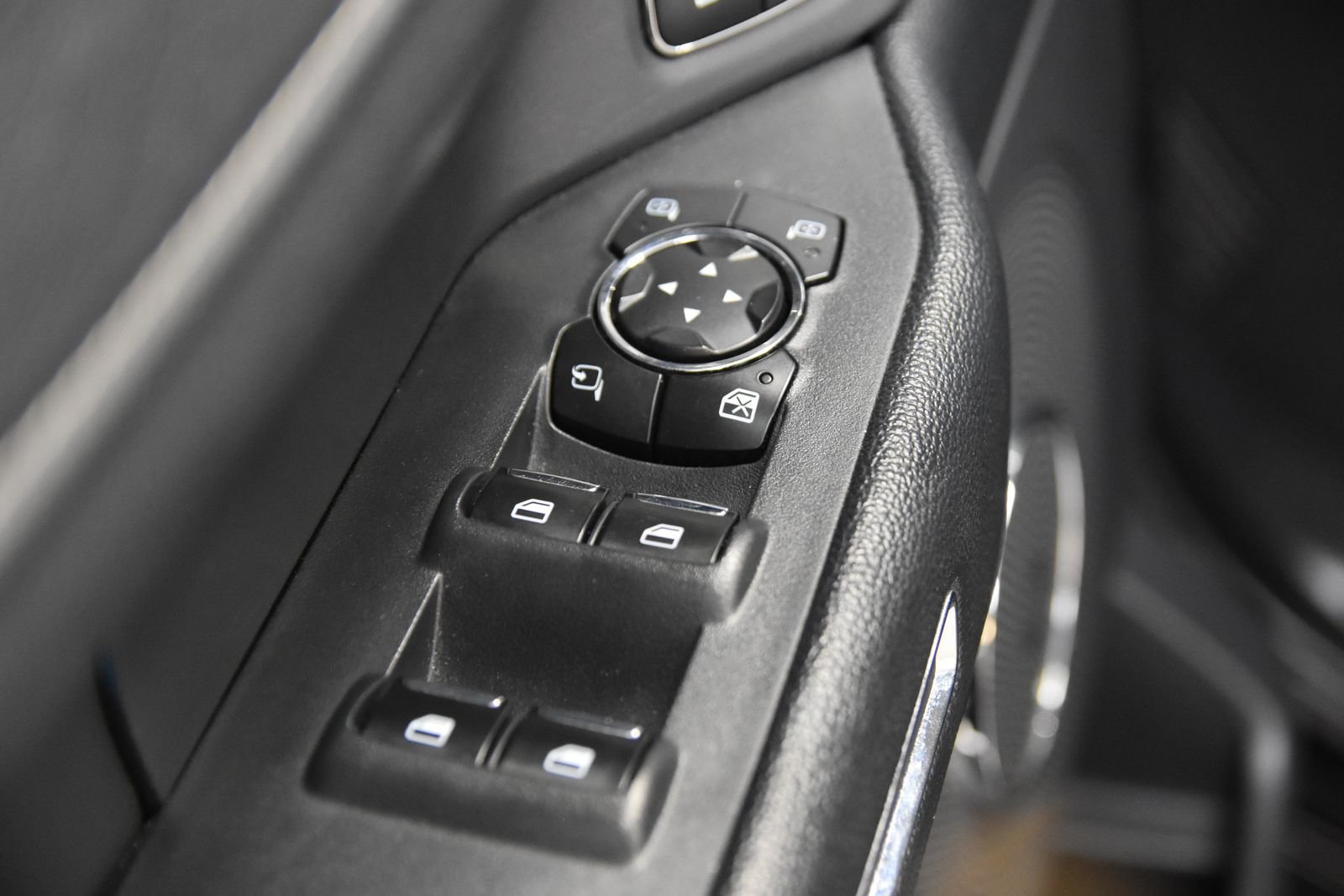 Used 2024 Ford Expedition XLT RWD image 14
