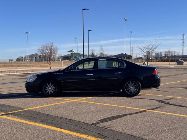 Used 2008 Buick Lucerne CXS image 30