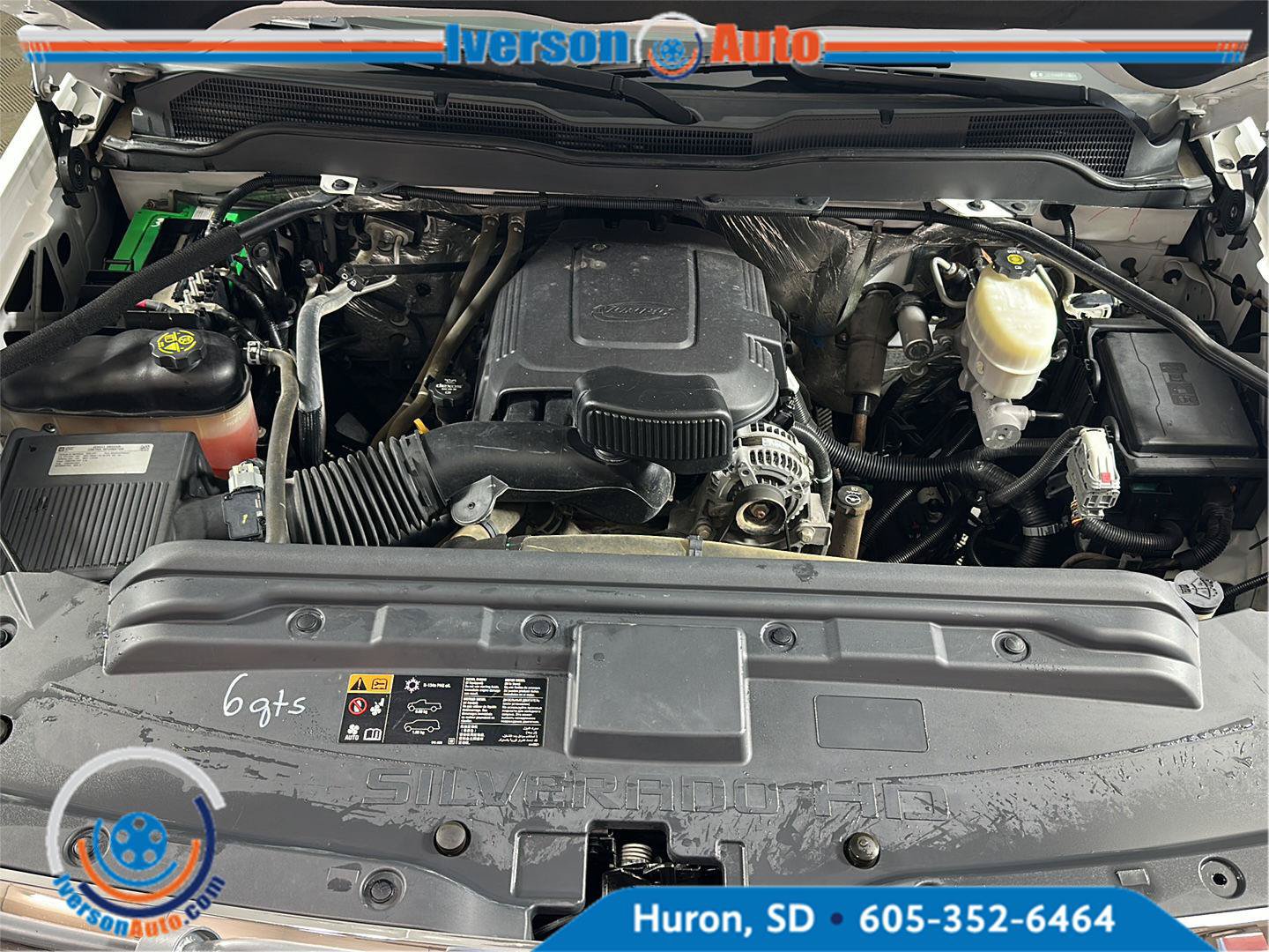 Used 2015 Chevrolet Silverado 2500 LT AWD/4WD image 3