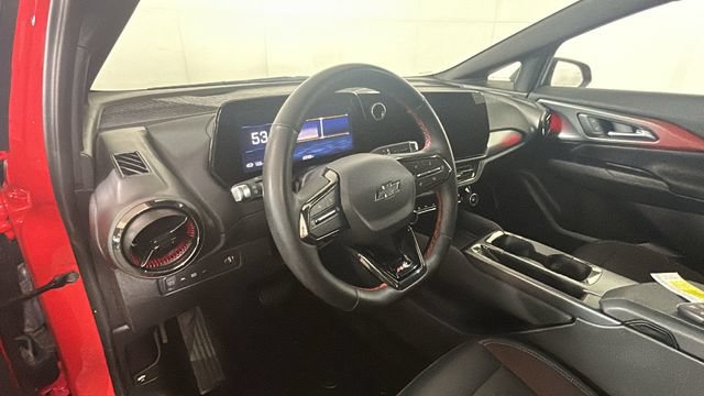 Used 2025 Chevrolet Equinox EV RS FWD image 13