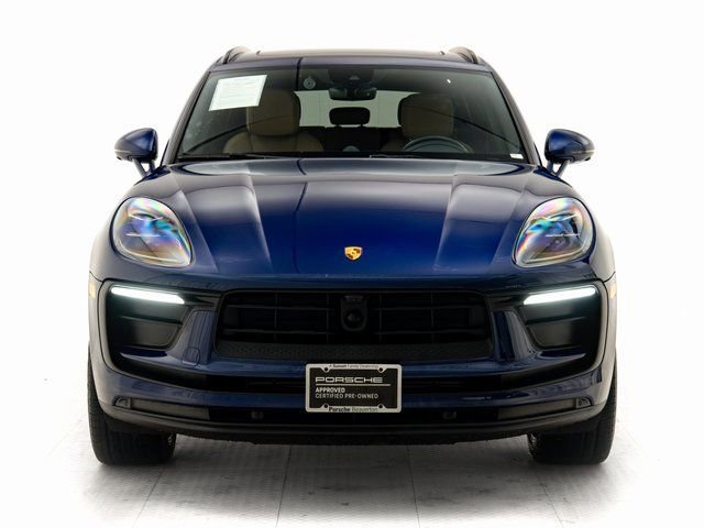 Certified 2025 Porsche Macan image 32