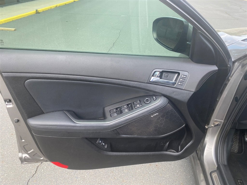 Used 2013 Kia Optima SX w/ Premium Touring Pkg FWD image 9