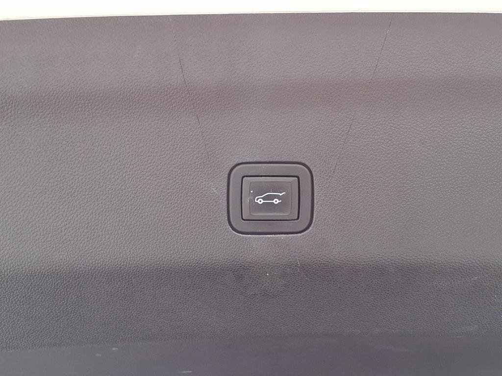 Certified 2021 Chevrolet Tahoe Premier w/ Premium Package image 8